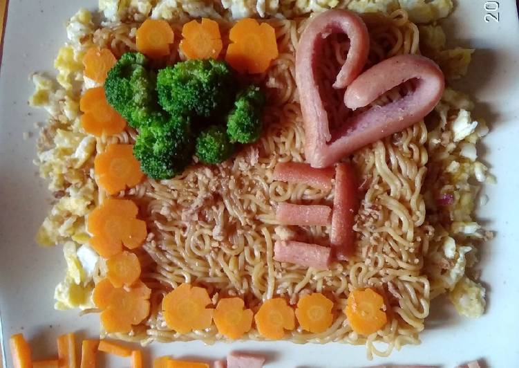 Mie goreng ulang tahun hemat praktis 🍝🎂