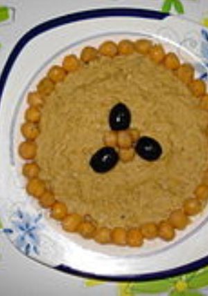 صورة لوصفة حمص بالطحينه