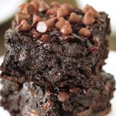 A picture of Dates brownie.