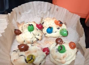 Gambar Soft Cookies M&M