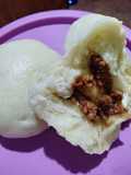 Roti pawa isi kacang gula merah