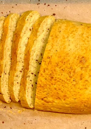 A picture of Chia and flaxseed bread.