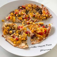 Tortilla Veggies Pizza A picture of Tortilla Veggies Pizza.