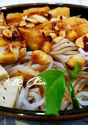Hình của món Bún đậu hũ nước tương.