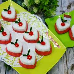 A picture of 🇲🇨 Putu Ayu Merah Putih 🇲🇨 1 Telur.