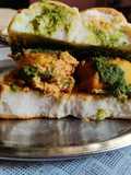 Vada Pav (Vada Pav Recipe)