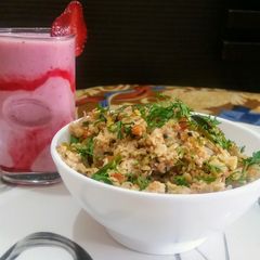 A picture of Vegetable Oats Upma.
