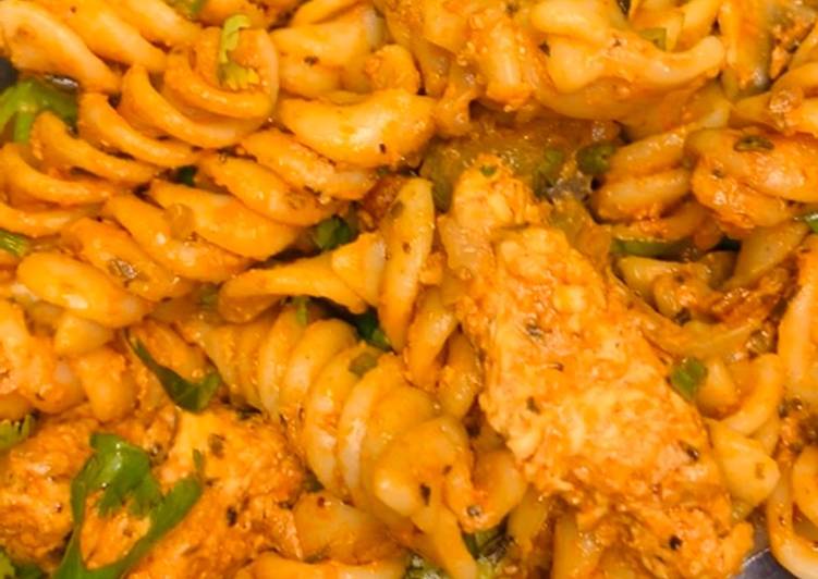 Easiest Way to Prepare Perfect Spicy chicken pasta