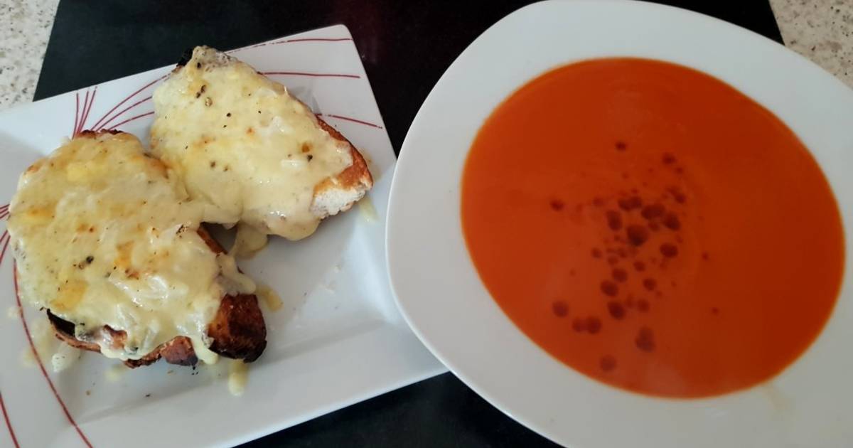 Cheese+Onion OnThick Toast With Tomato Soup.James Martin Recipe by