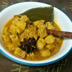 A picture of Pork curry.