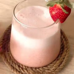 A picture of Strawberry Yakult.