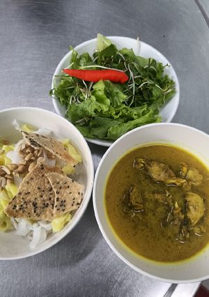 Hình của món Mì quảng ếch.