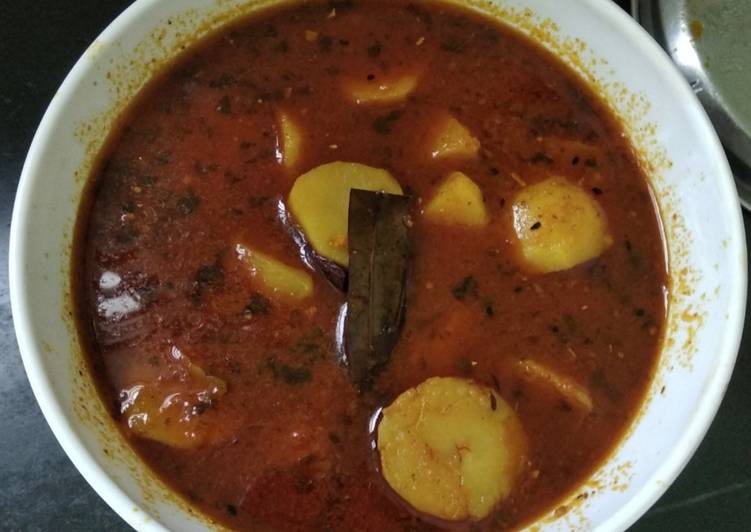 Recipe of Quick Allu masala curry