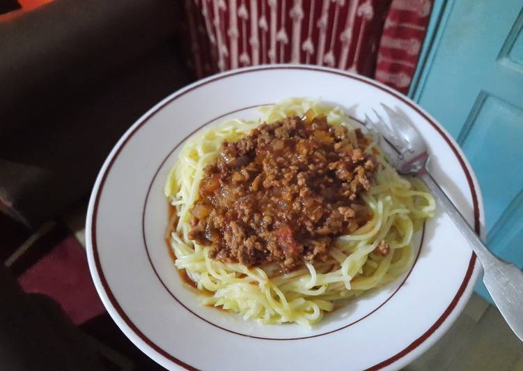 Step-by-Step Guide to Prepare Favorite Pasta and minced meat #themechallenge