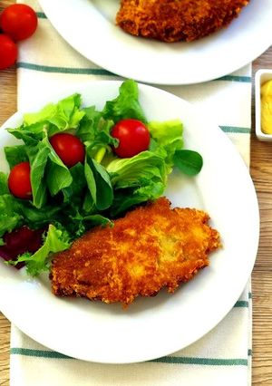 Zdjęcie przepisu Pierś z kurczaka w parmezanowej panierce.