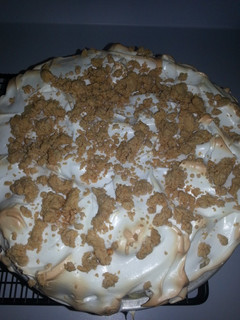 A picture of Peanut Butter Pie.
