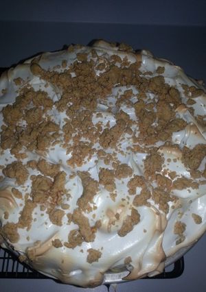 A picture of Peanut Butter Pie.