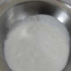 A picture of ماست خونگی.