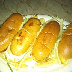 A picture of Anday wala burger.
