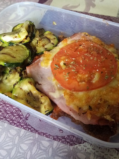 Una foto de Escalope milanesa a la napolitana
