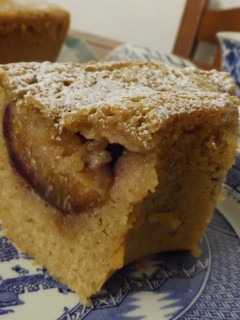 Una foto de Pastel de higos frescos y almendras