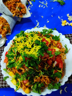 મેગી ભેળ (Maggi Bhel Recipe In Gujarati) રેસીપી મુખ્ય ફોટો