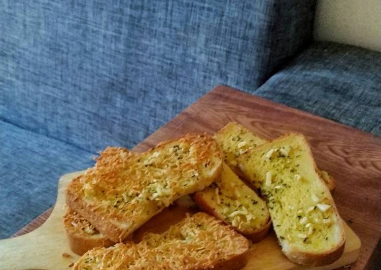 Garlic Bread 10 Menit Anti Ribet