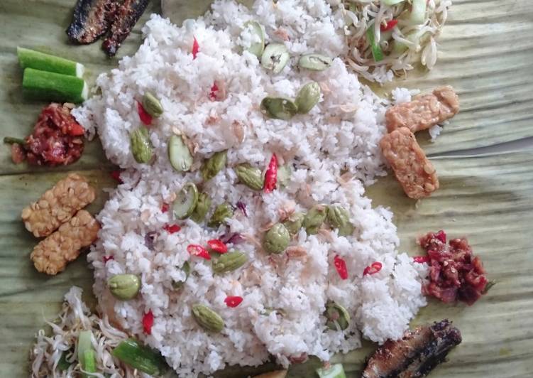 Nasi Liwet Magicom & Kawan"
