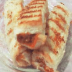 A picture of Grilled Pizza Rolls.