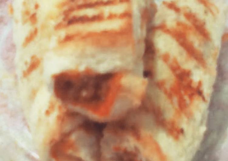 Recipe of Perfect Grilled Pizza Rolls