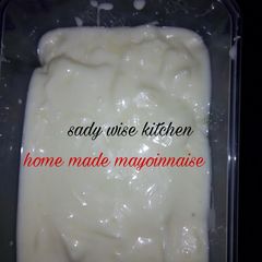 A picture of My homemade mayonnaise.