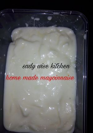 A picture of My homemade mayonnaise.