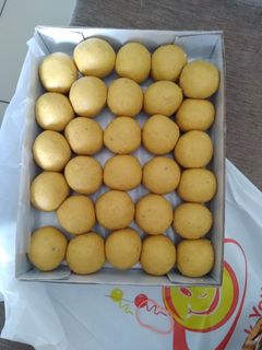 बेसन लाडू (besan laddu recipe in marathi) रेसिपी चे मुख्य फोटो