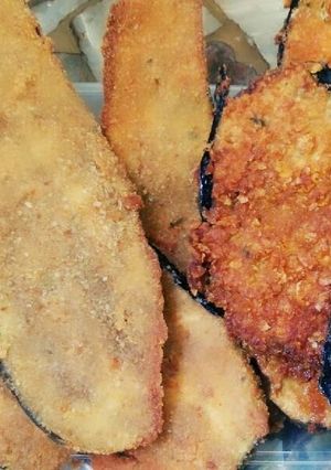 Una foto de Milanesa de berenjena (2opciones) riquísimas!!!