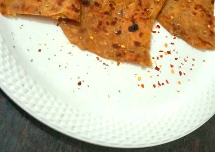 Recipe of Homemade Leftover khichdi Paratha