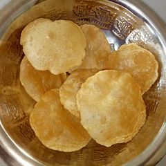 A picture of Poori recipe.