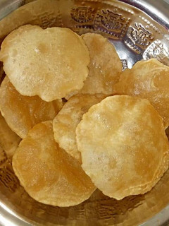 A picture of Poori recipe.
