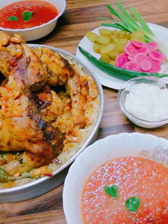 صورة لوصفة مندي دجاج 🍗 مع صلصة الدقوس