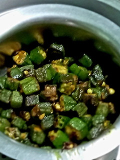 कुरकुरी भिंडी का भुजिया (kurkuri bhindi ki bhujiya recipe in Hindi) रेसिपी मुख्य फोटो