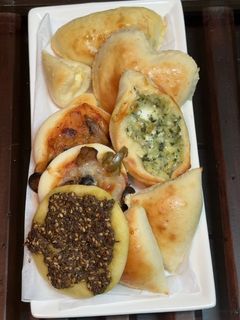 صورة لوصفة فطائر بحشوات مختلفة