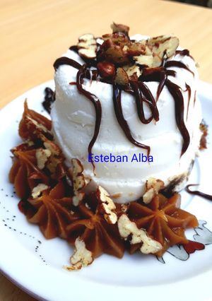 Una foto de El más fácil de los postres