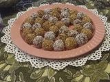 كرات التمر المغطاة بجوز هند وسمسم😋😋