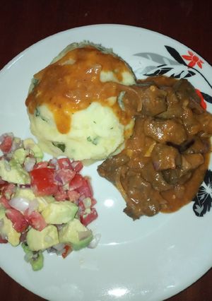 A picture of Liver with onions...and gravy.