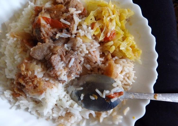Steps to Prepare Homemade Rice beef and fried cabbage