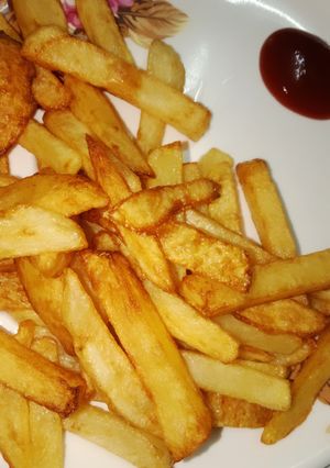 A picture of French fries.