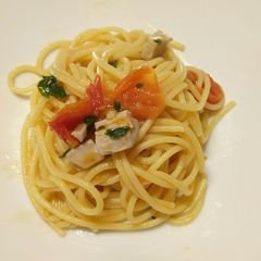 Spaghetti al tonno fresco tuna steak spaghetti A picture of Spaghetti al tonno fresco tuna steak spaghetti.