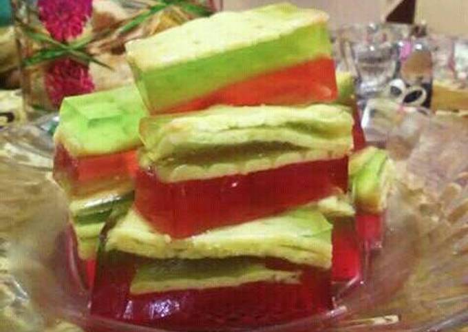Resep Agaragar Lapis Crispy Crackers oleh Novi Sulistiani Resep Agaragar Lapis Crispy Crackers oleh Novi Sulistiani