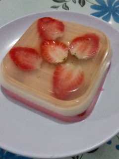 Foto resep Pudding Susu Strawberry