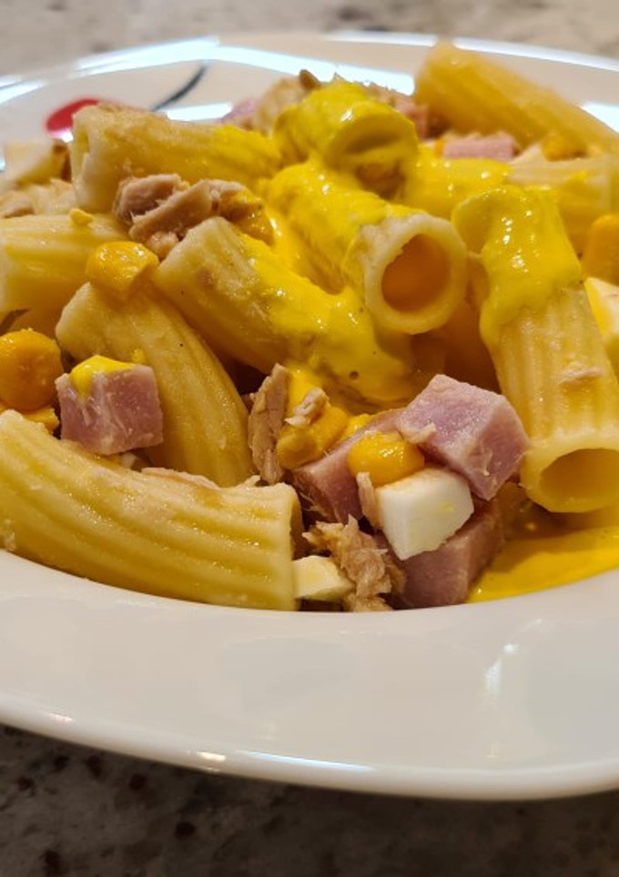 Una foto de Ensalada de pasta con alioli de manzana