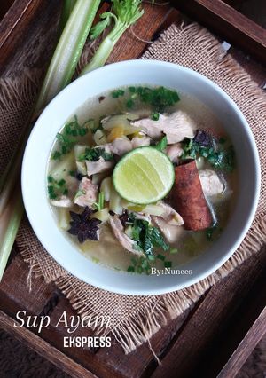Gambar Sup Ayam Ekspress